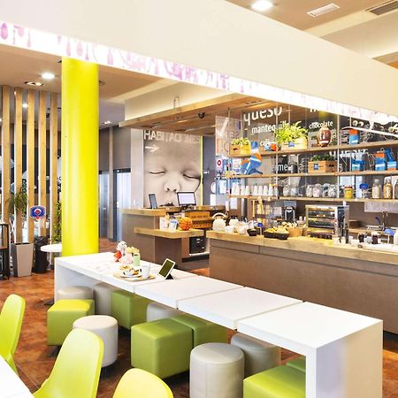 Ibis Budget Sevilla Aeropuerto Екстериор снимка