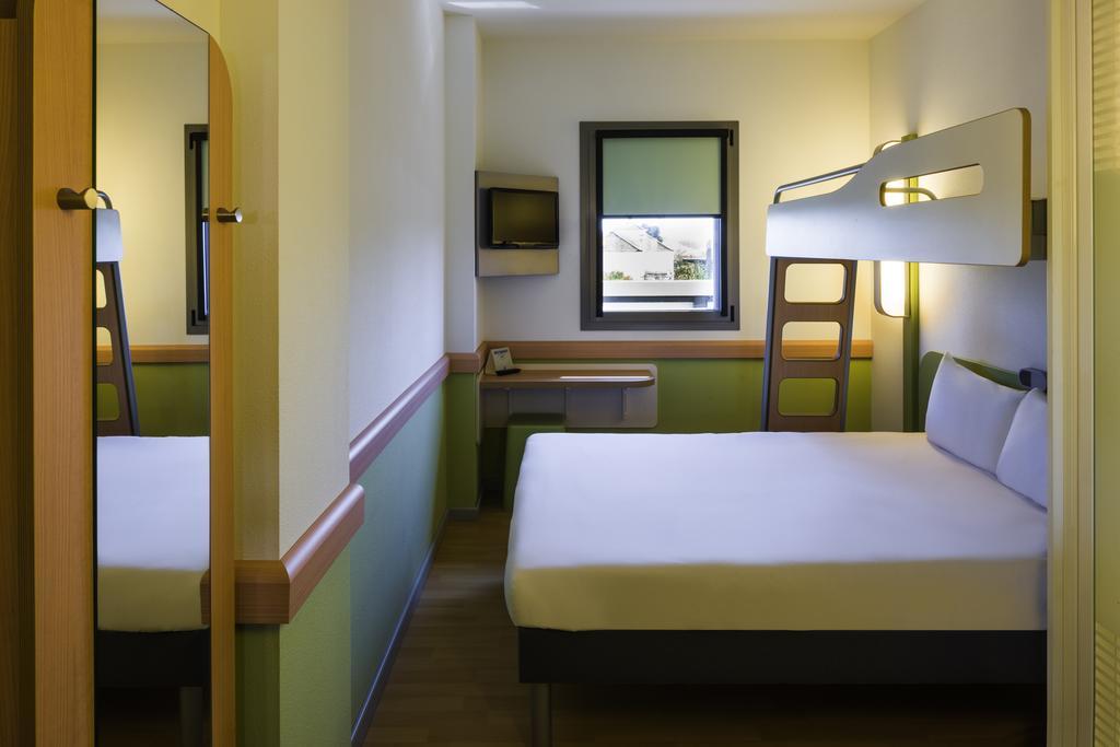 Ibis Budget Sevilla Aeropuerto Стая снимка